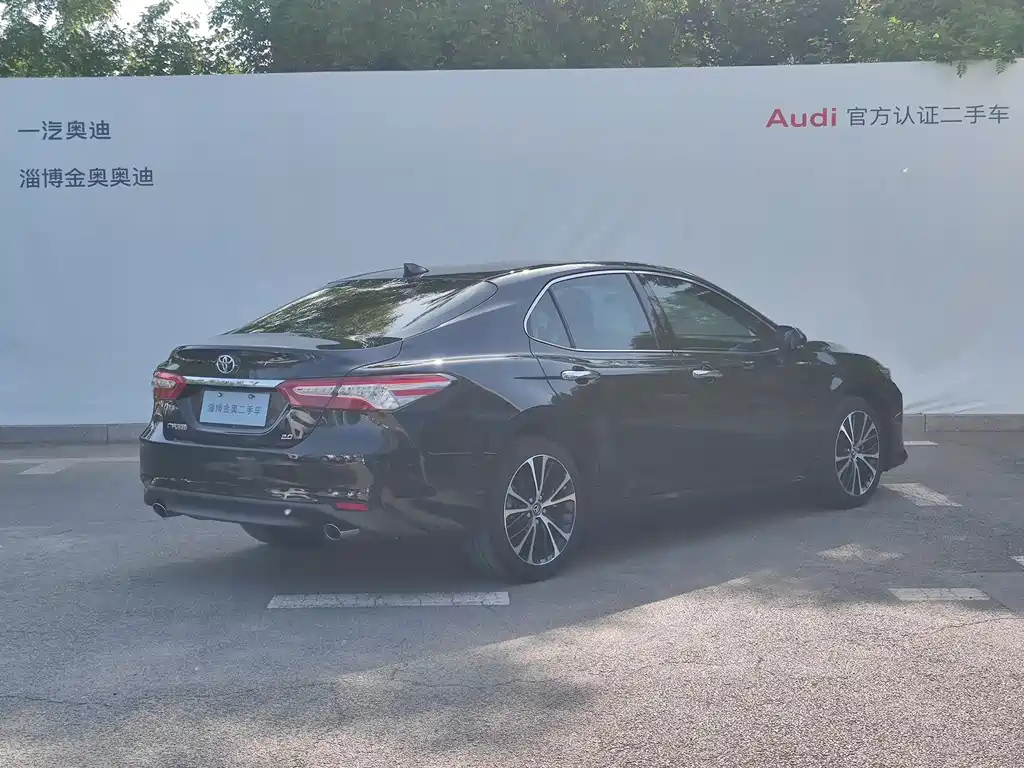 TOYOTA CAMRY 2022