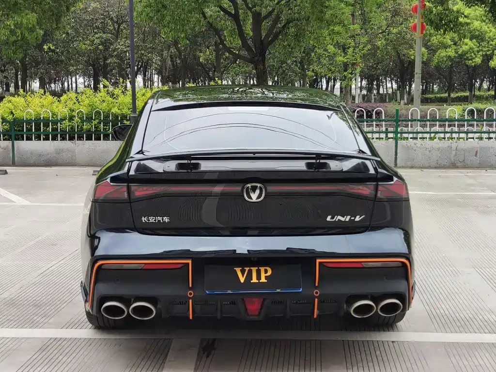 CHANGAN UNI-V 2023