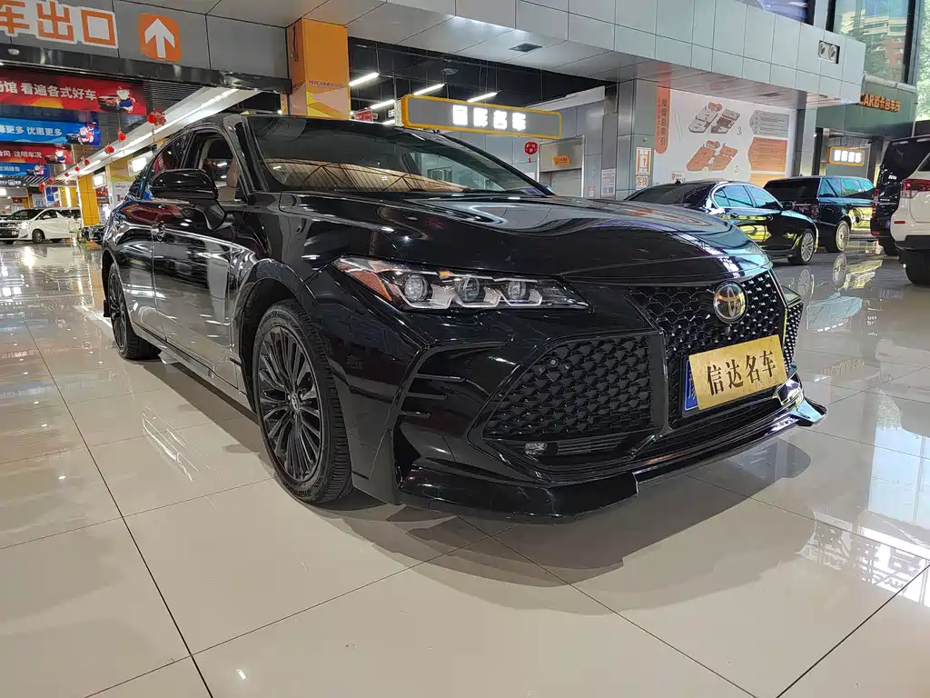TOYOTA AVALON 2019