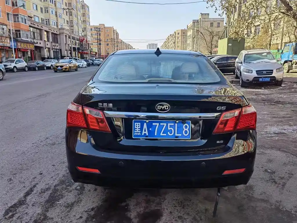 BYD G6 2013