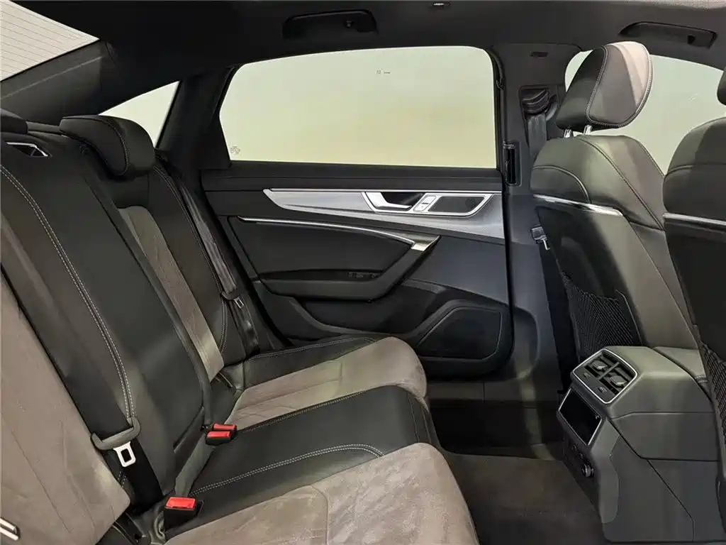 AUDI A6L 2023