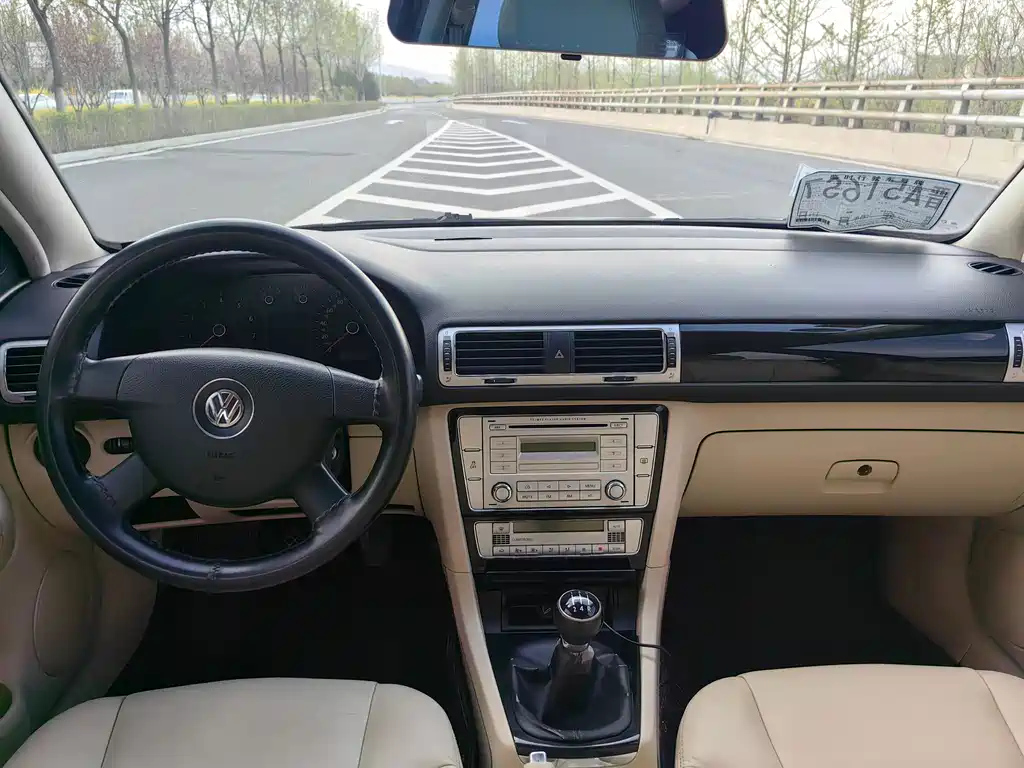 VOLKSWAGEN OTHER 2011