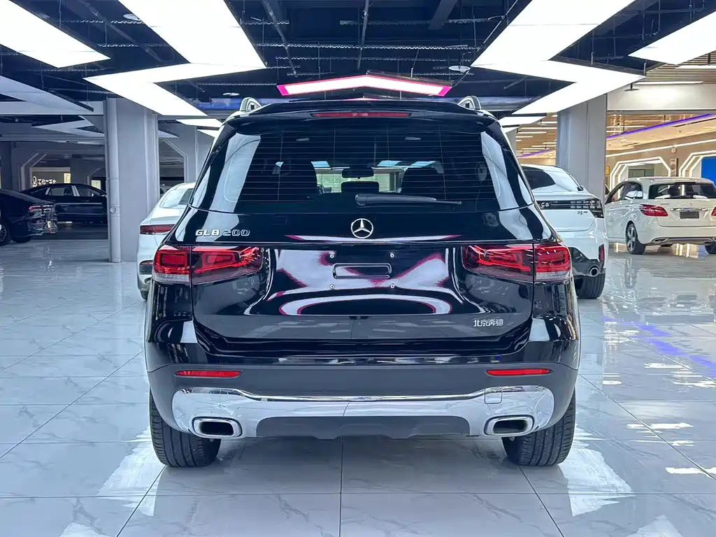 MERCEDES BENZ GLB 2022