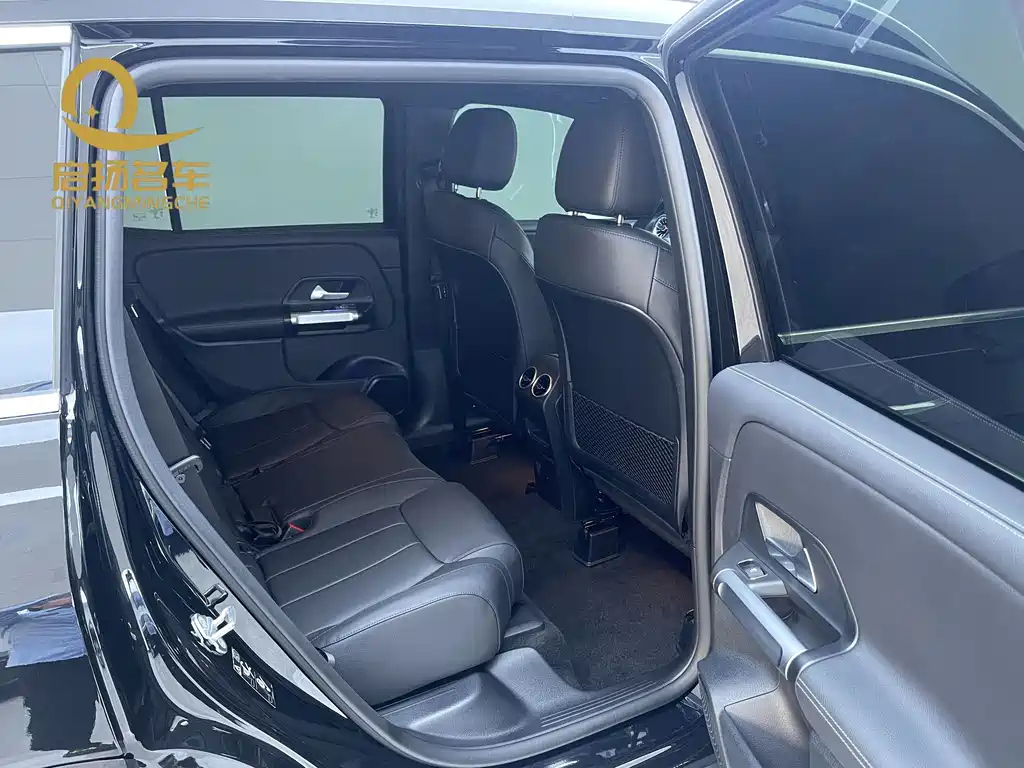 MERCEDES BENZ GLB 2022