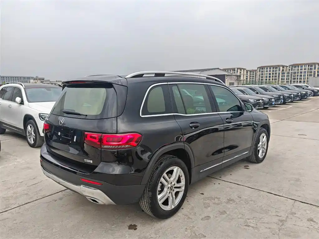MERCEDES BENZ GLB 2022