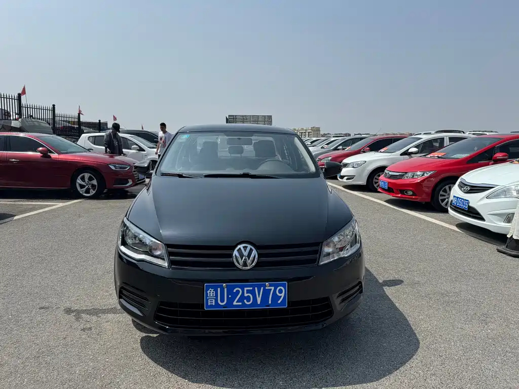 VOLKSWAGEN JETTA 2015