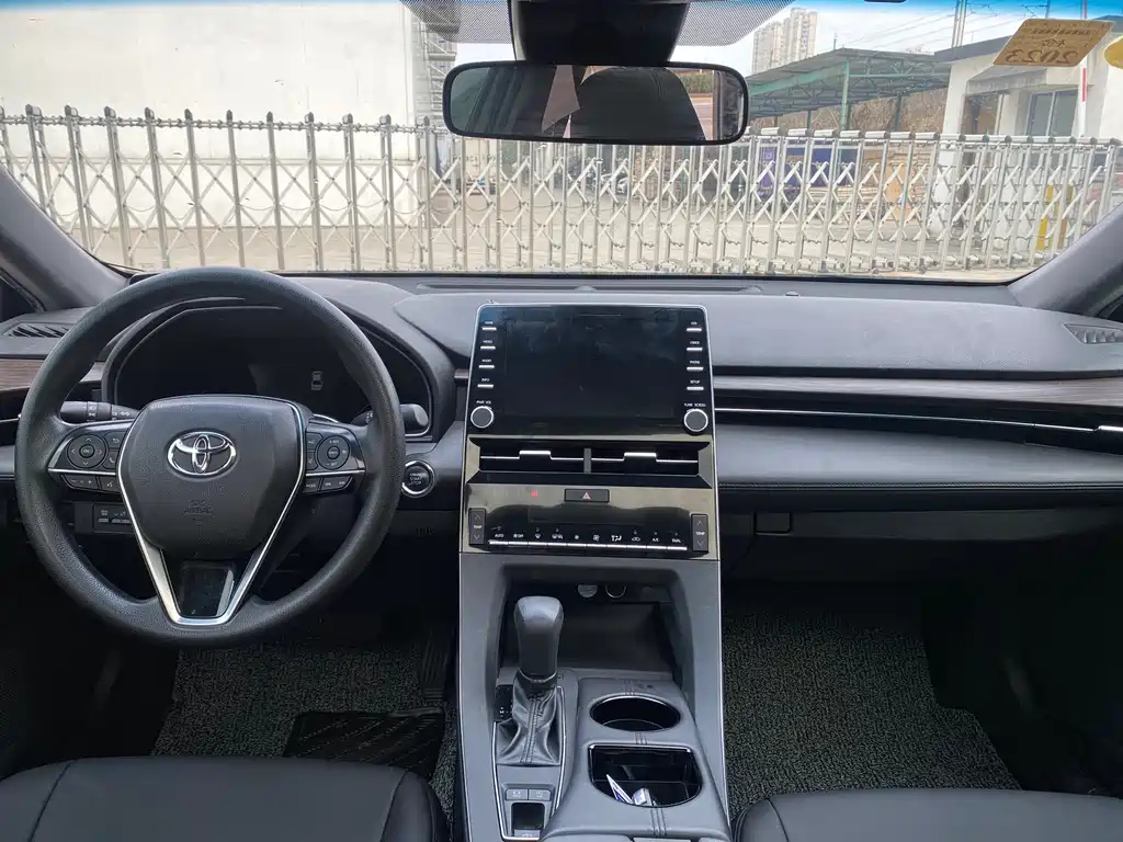 TOYOTA AVALON 2021