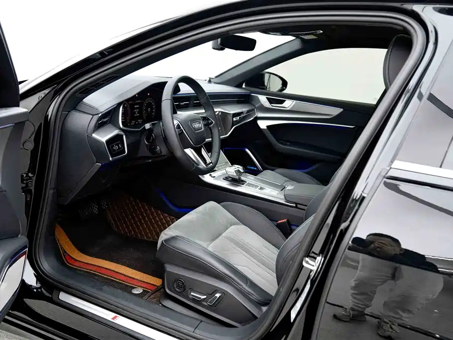 AUDI A6L 2023