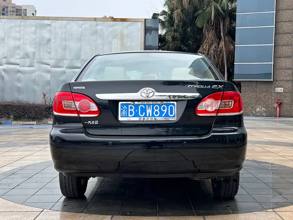 TOYOTA COROLLA 2012