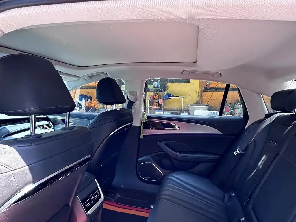 HONGQI H5 2023