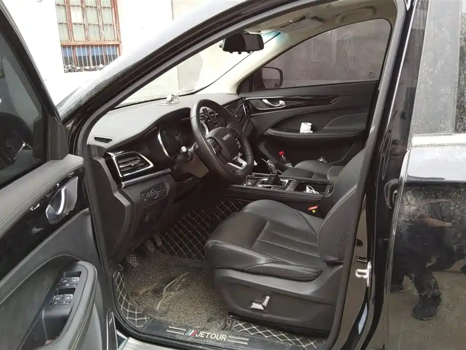 JETOUR X90 2020