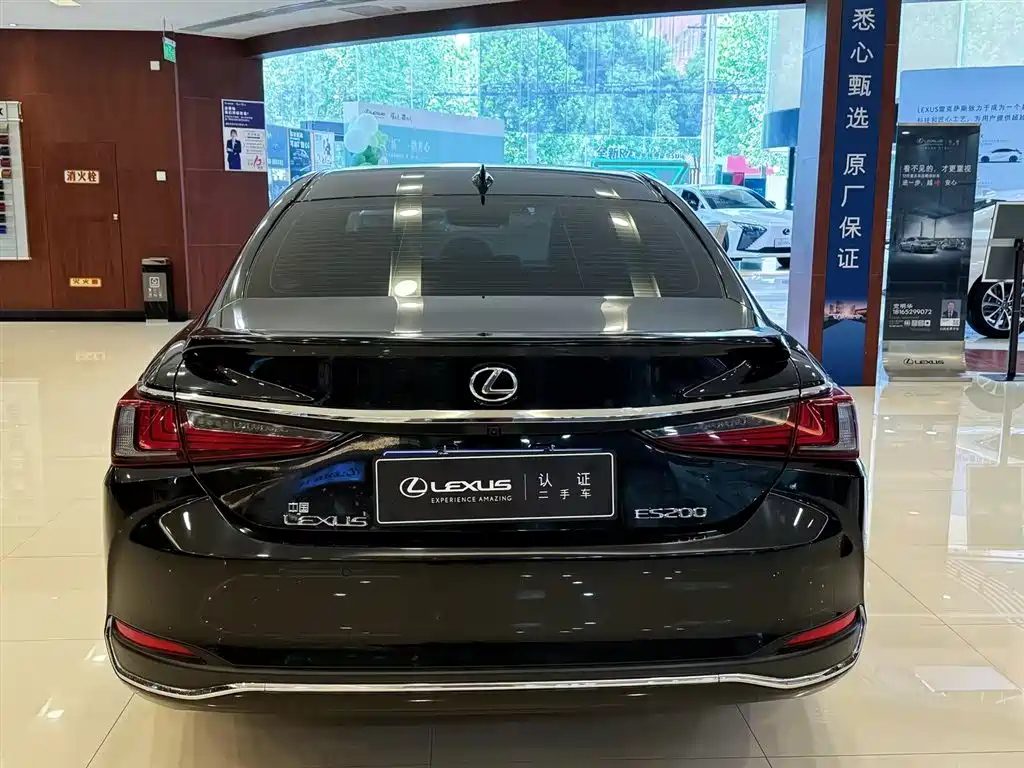 LEXUS ES 2022