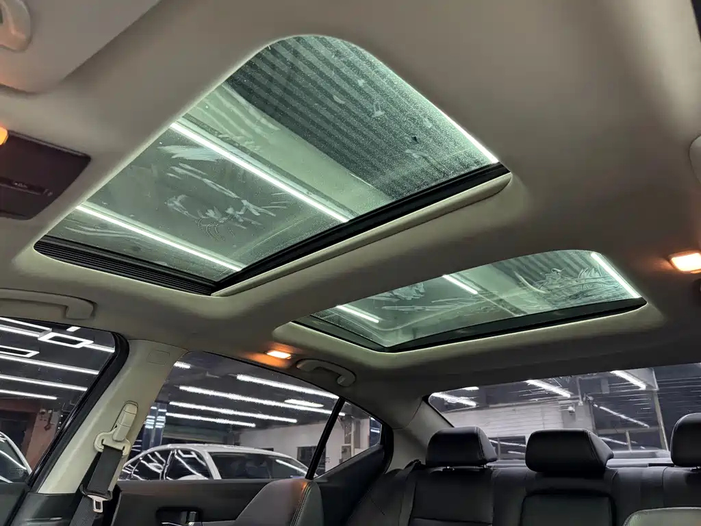 NISSAN TEANA 2019