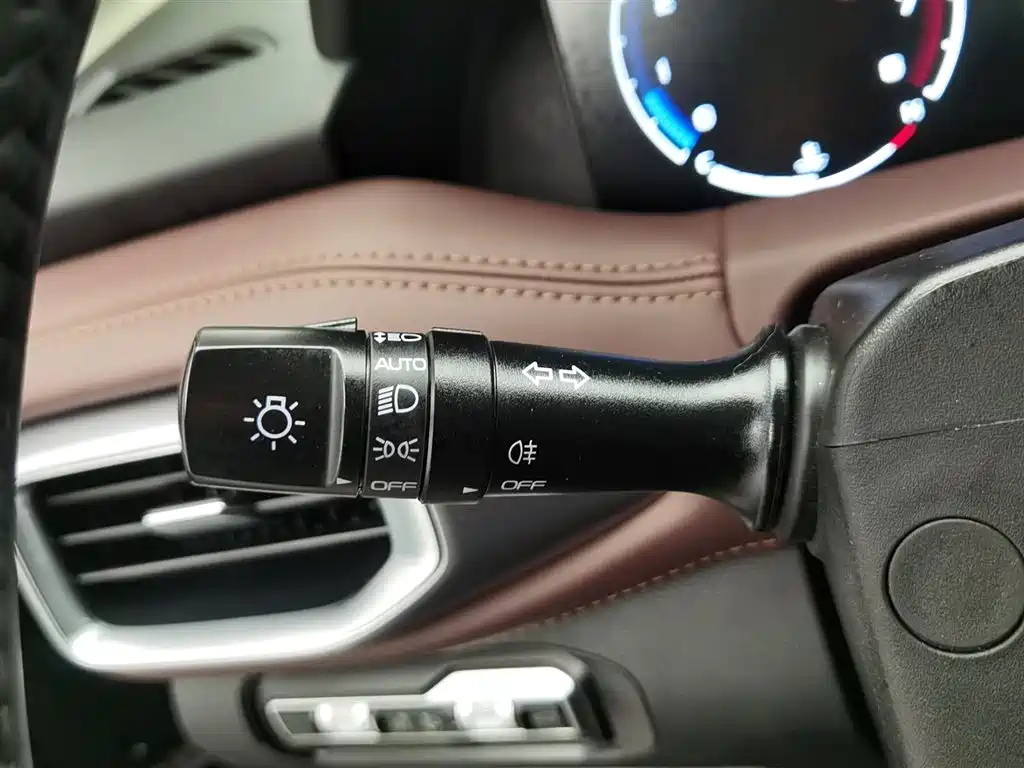GEELY AUTO HAOYUE 2022
