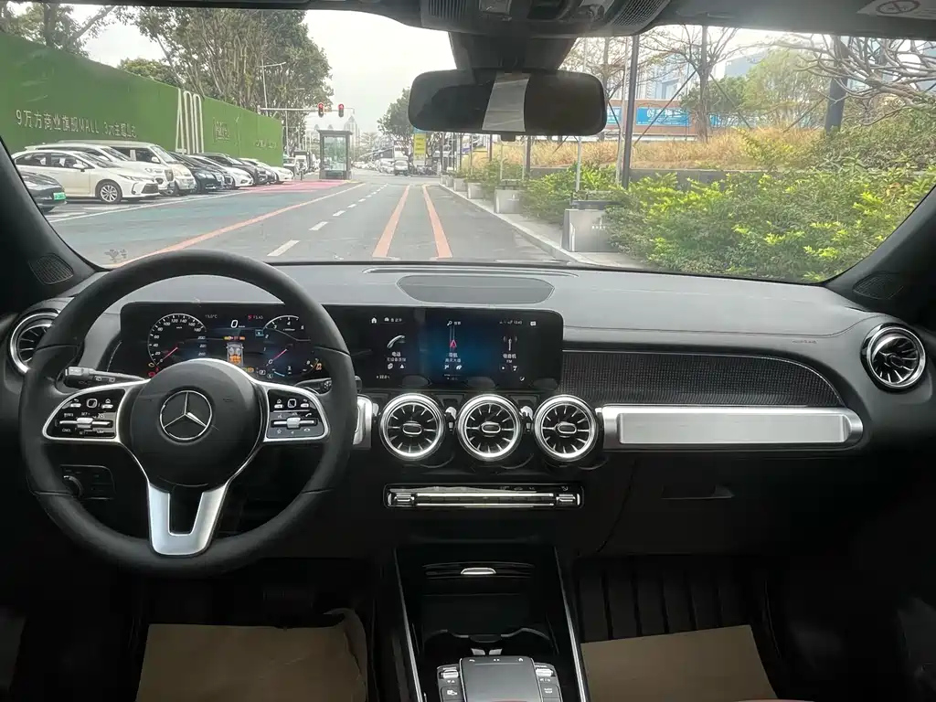 MERCEDES BENZ GLB 2022