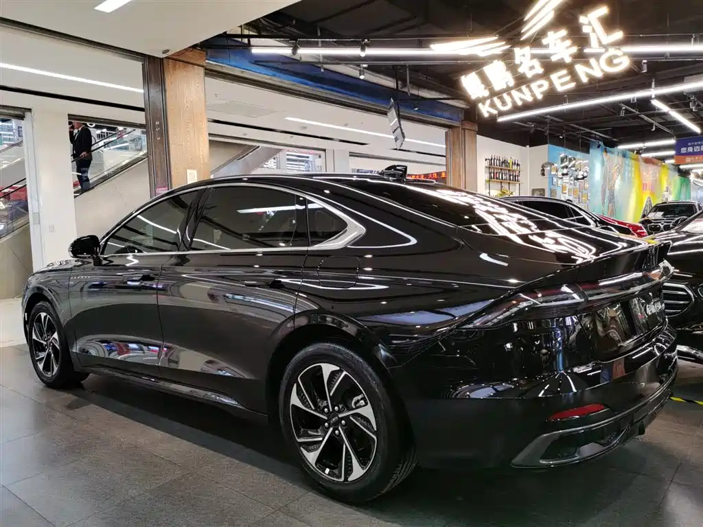LINCOLN Z 2023