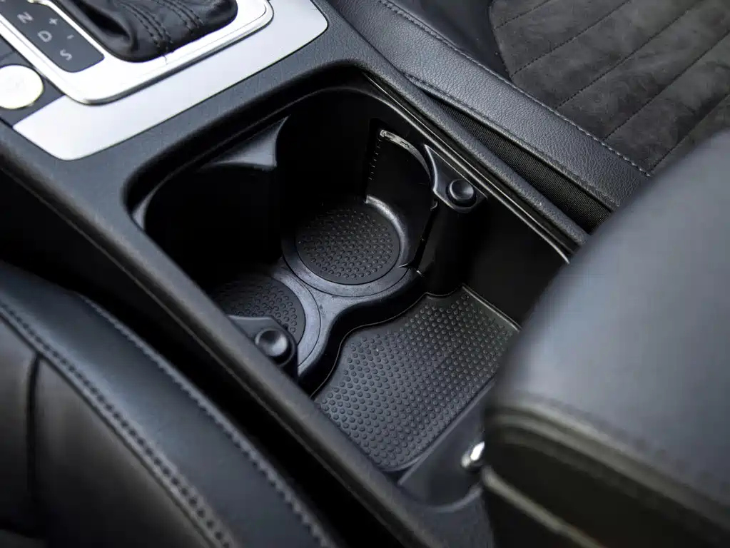 VOLKSWAGEN MAGOTAN 2014