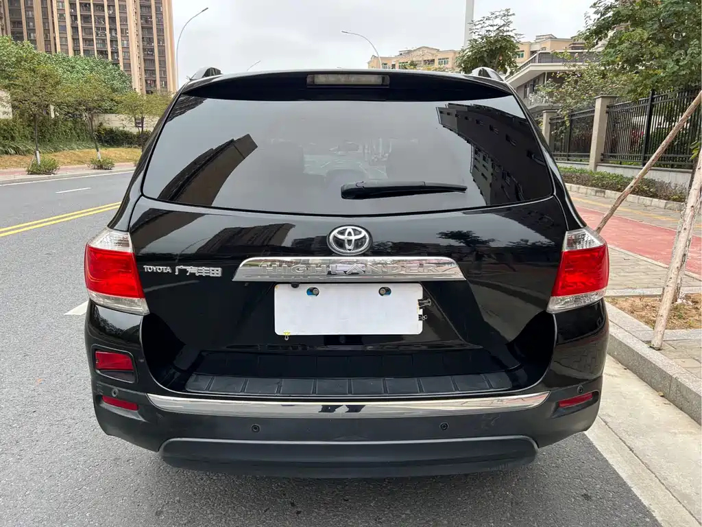 TOYOTA HIGHLANDER 2015