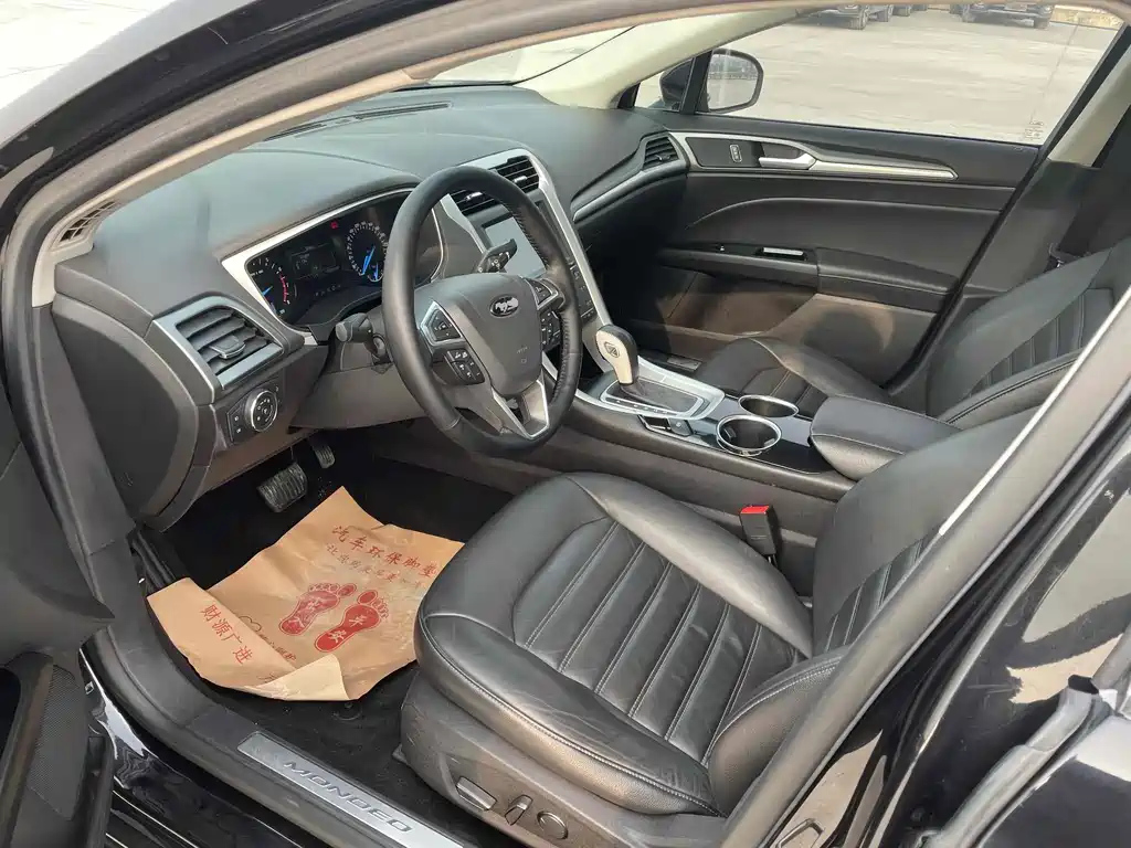 FORD MONDEO 2016