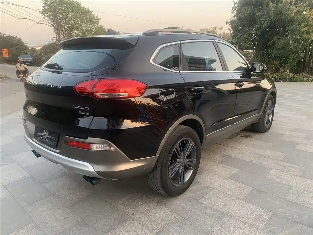 LEOPAARD CS10 2015