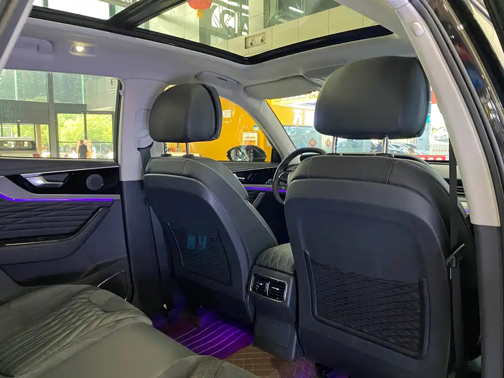 HONGQI HS5 2023