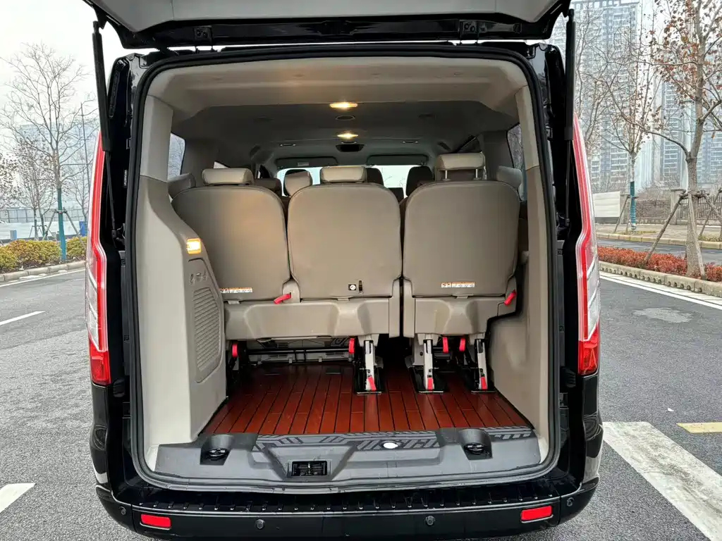 FORD TRANSIT 2021