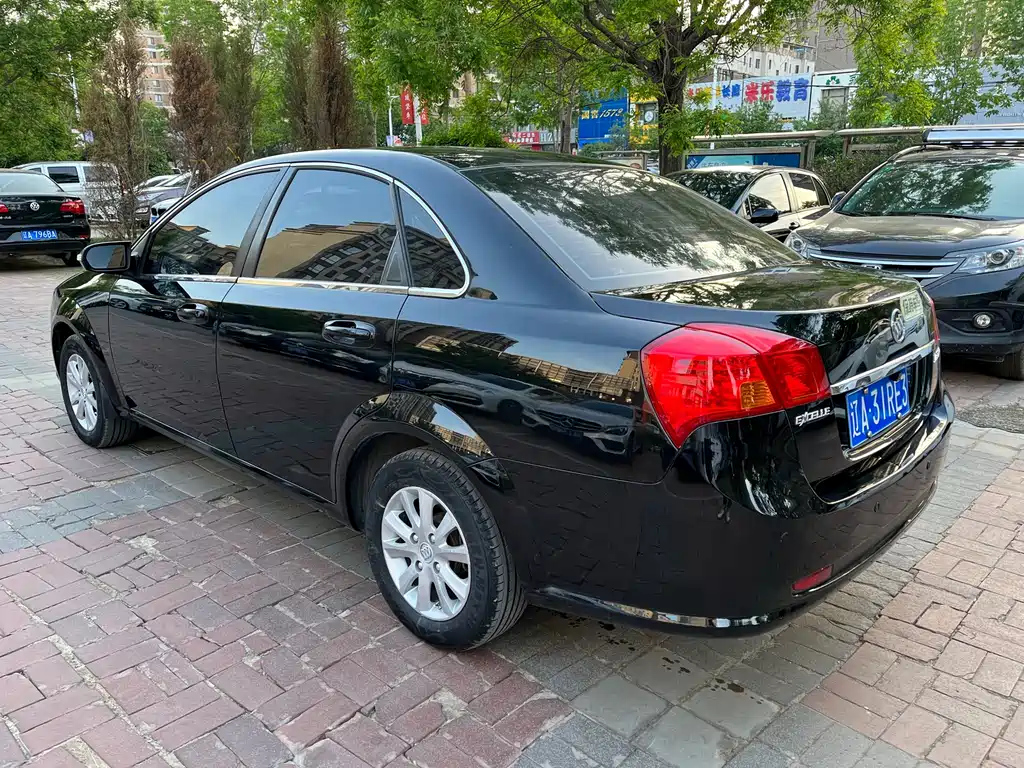 BUICK EXCELLE 2012