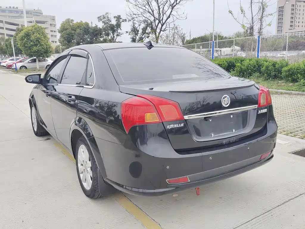 BUICK EXCELLE 2012