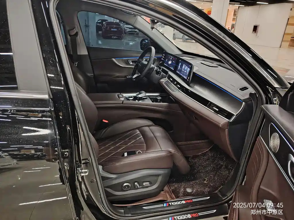 CHERY TIGGO 8 PRO 2024