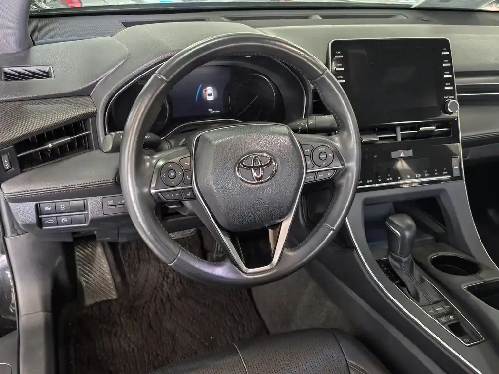 TOYOTA AVALON 2022