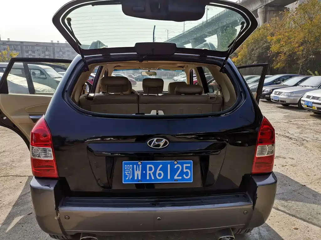 HYUNDAI TUCSON 2009