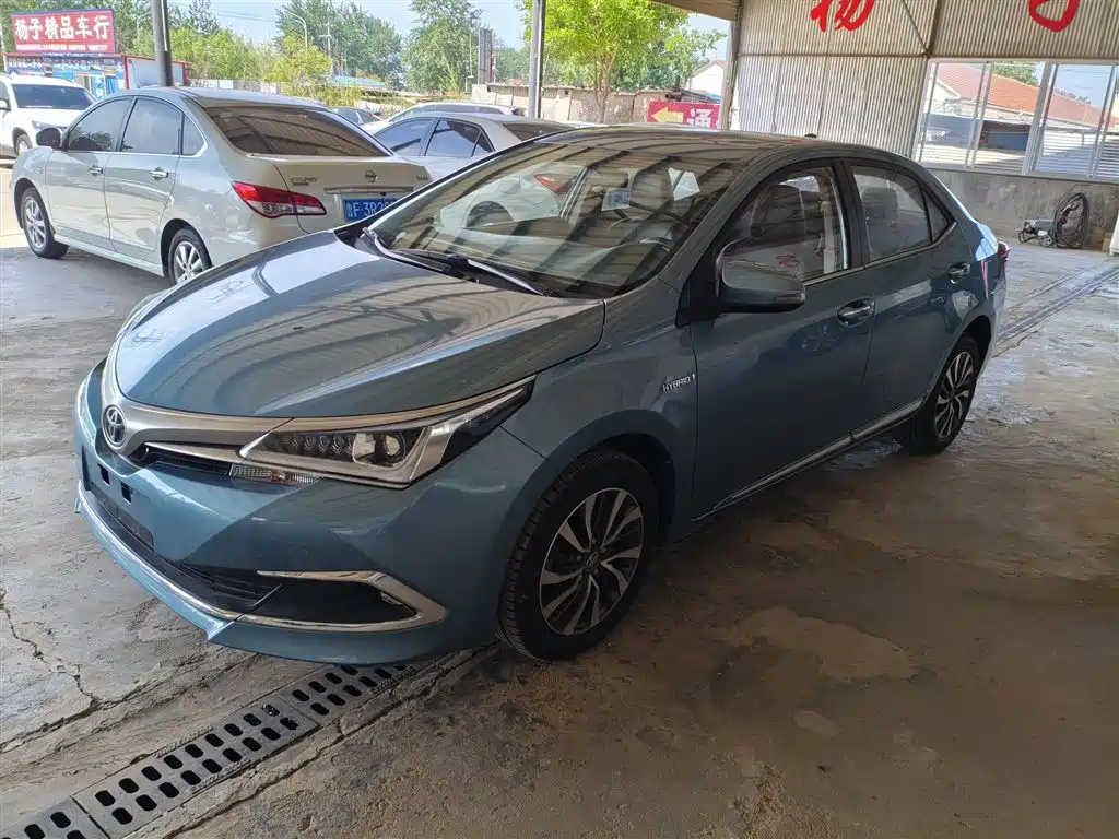 TOYOTA COROLLA 2017