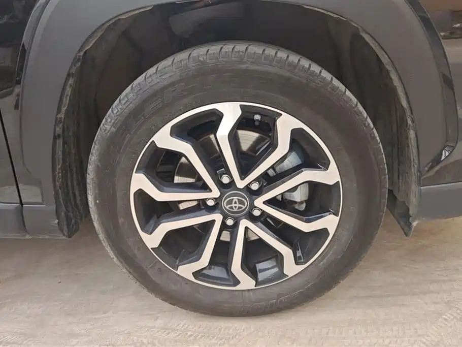 TOYOTA FRONTLANDER 2023