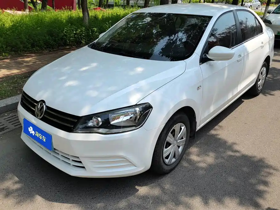 VOLKSWAGEN JETTA 2015