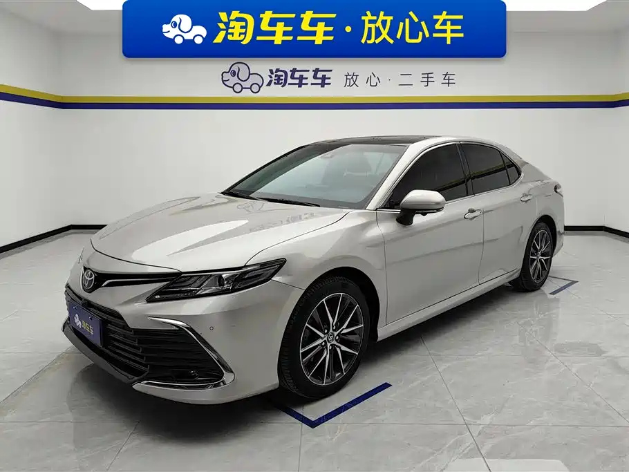 TOYOTA CAMRY 2021