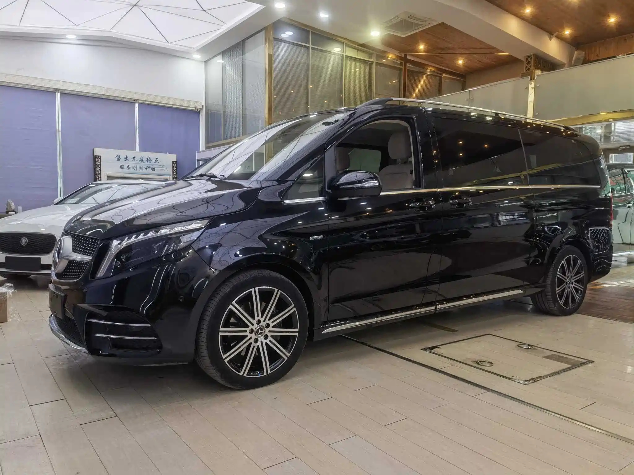 MERCEDES BENZ V-CLASS 2022