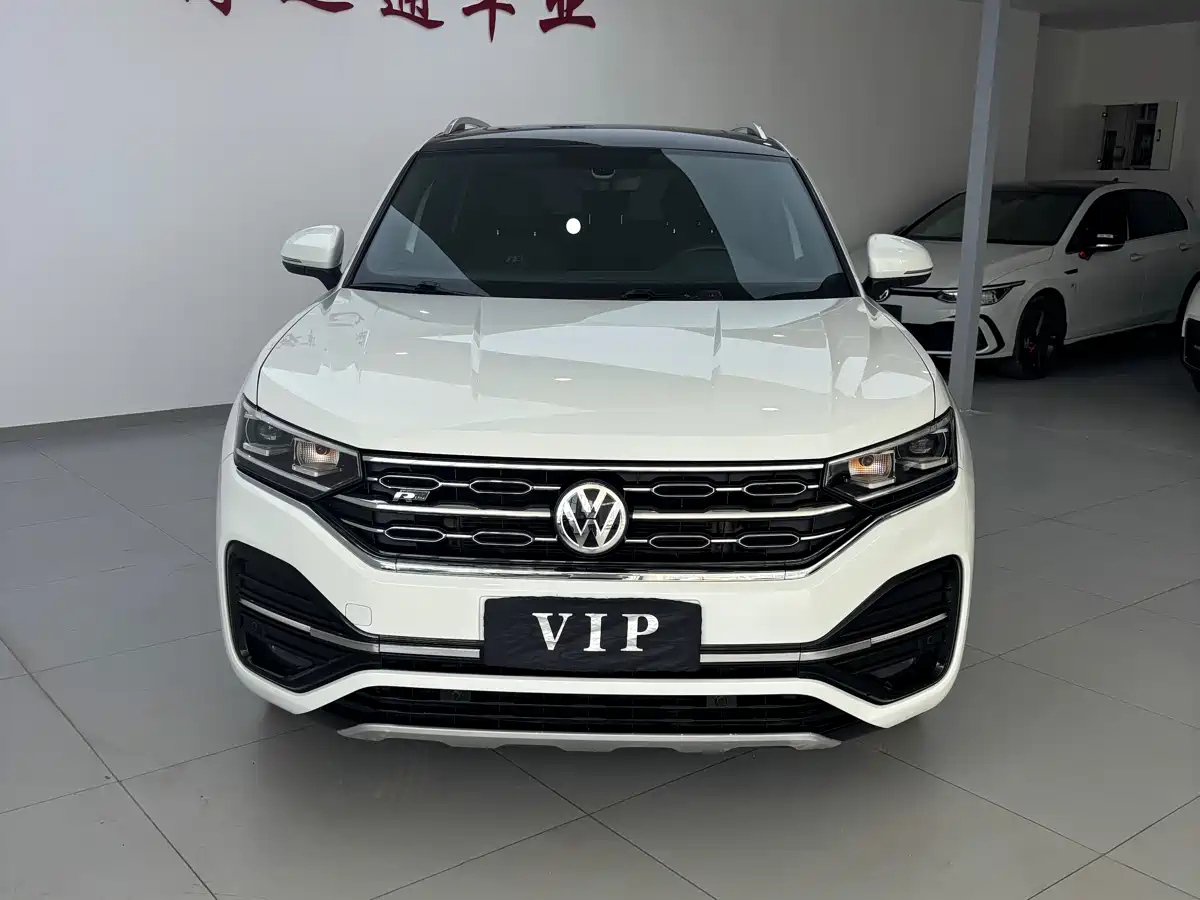 VOLKSWAGEN TAYRON 2020