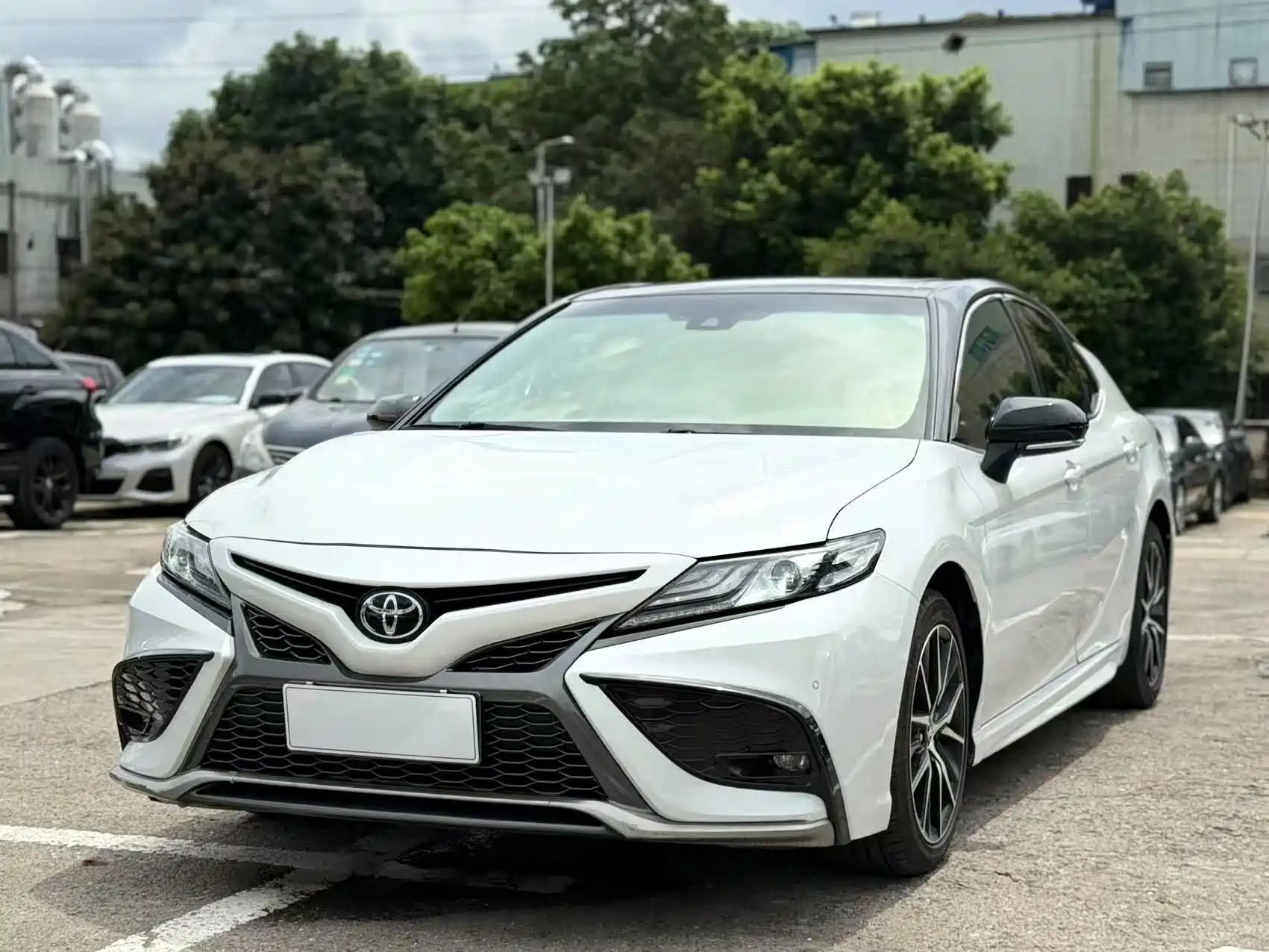 TOYOTA CAMRY 2021