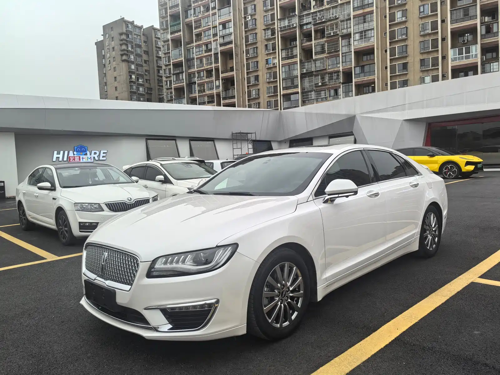 LINCOLN MKZ