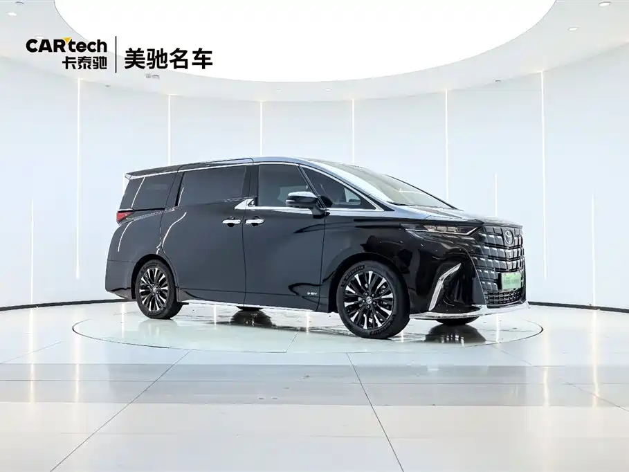 TOYOTA ALPHARD 2024