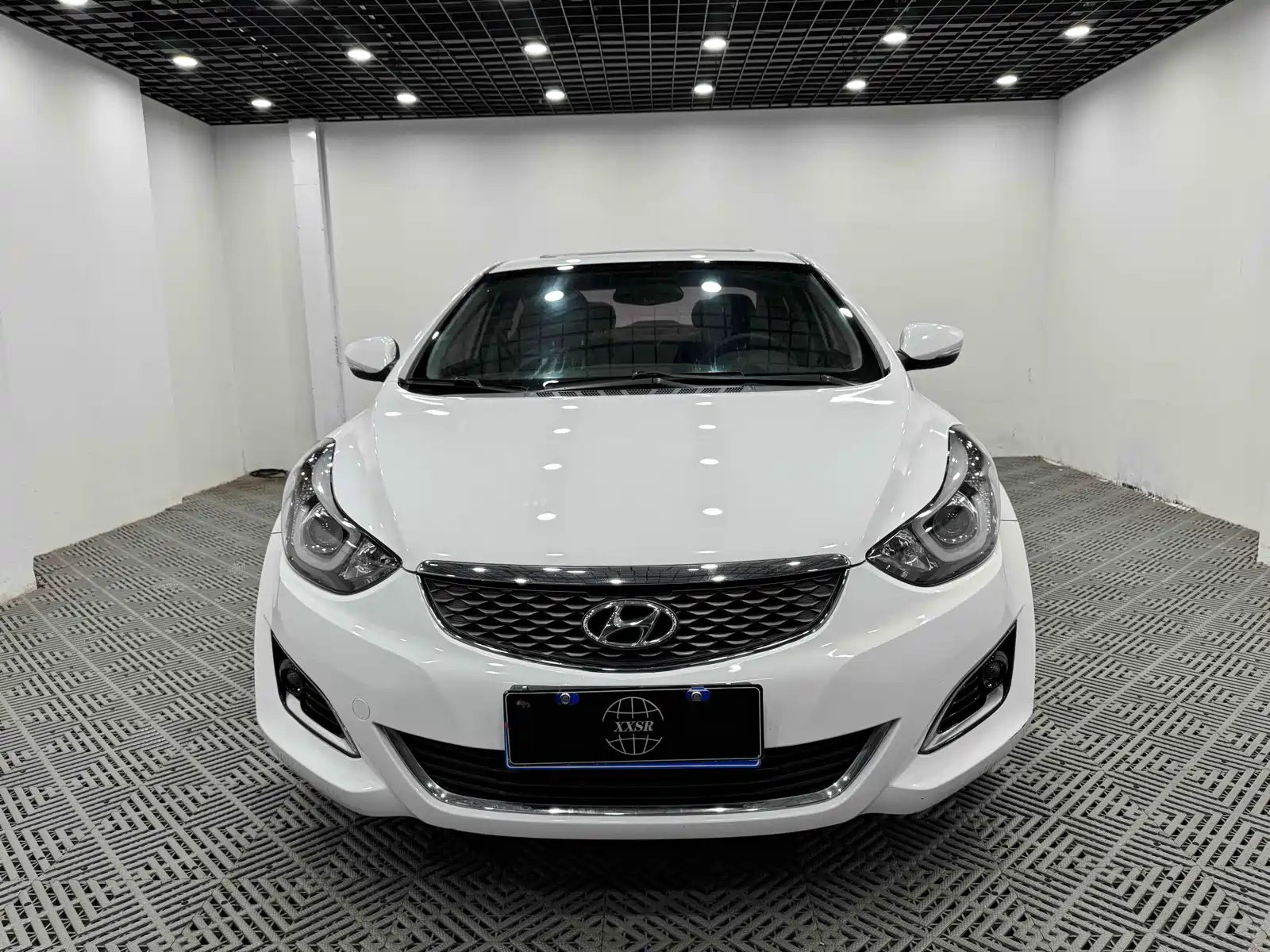 HYUNDAI ELANTRA 2016