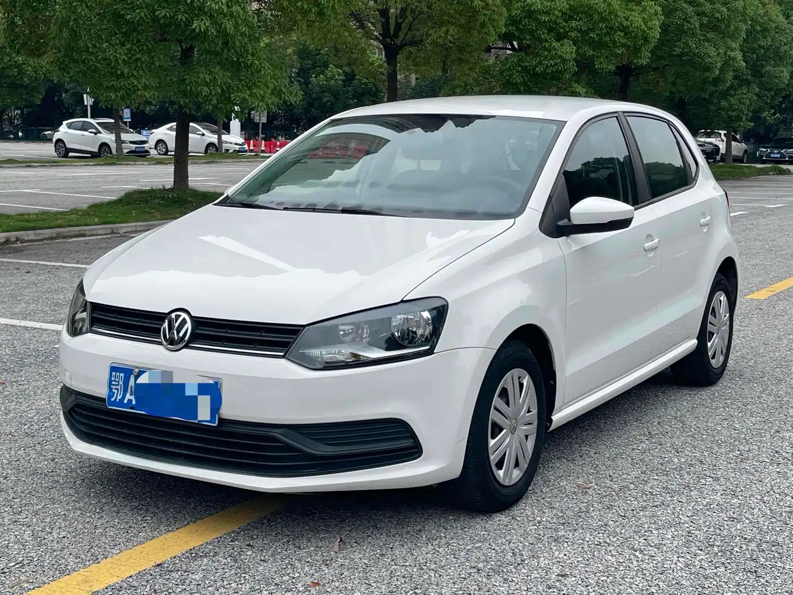VOLKSWAGEN POLO 2018
