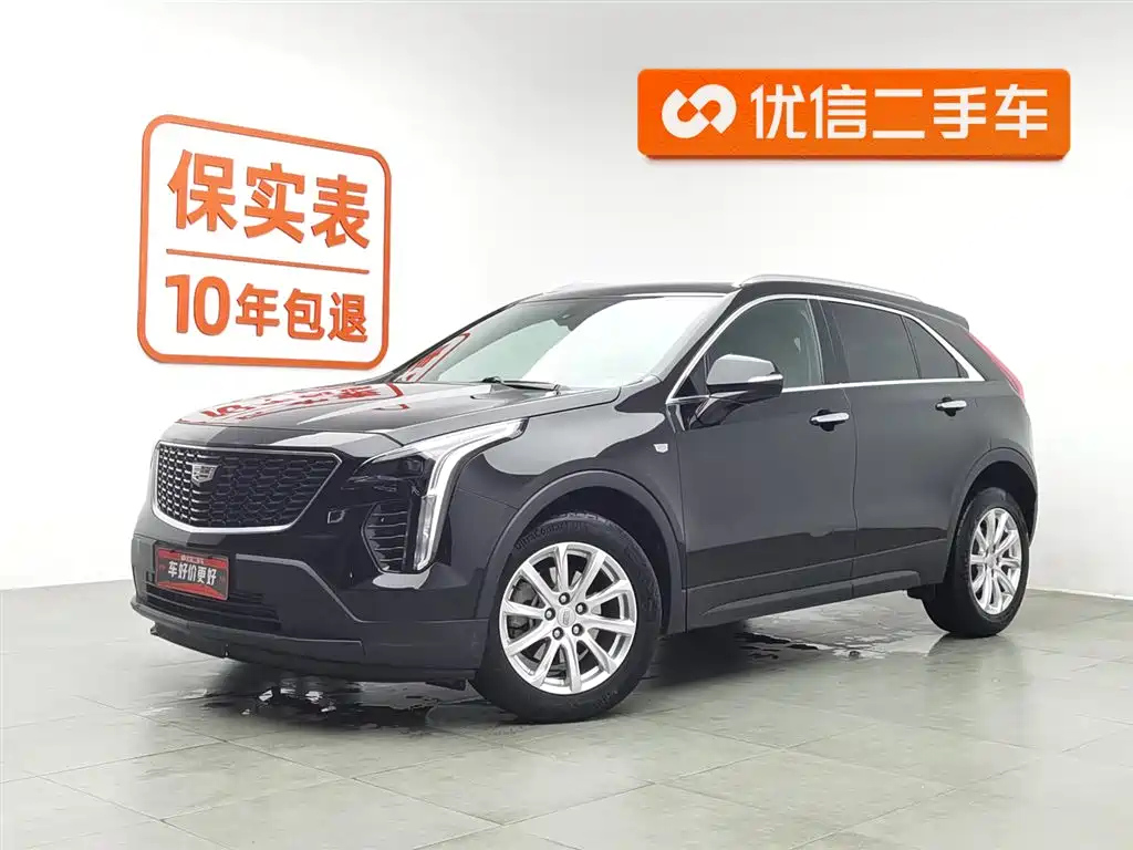 CADILLAC XT4