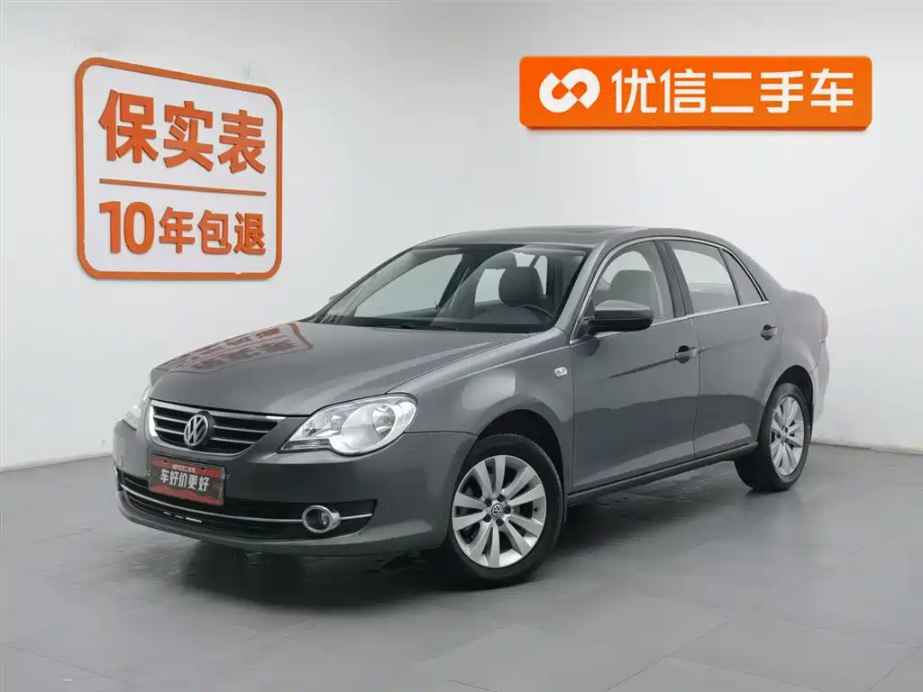 VOLKSWAGEN BORA 2012
