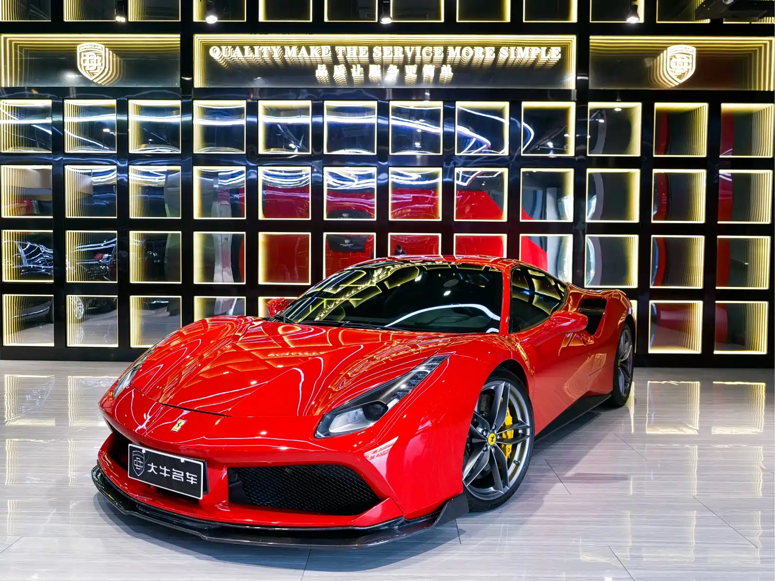 FERRARI 488