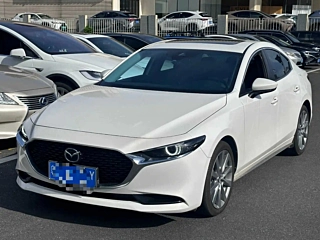 Заказать MAZDA 3 AXELA