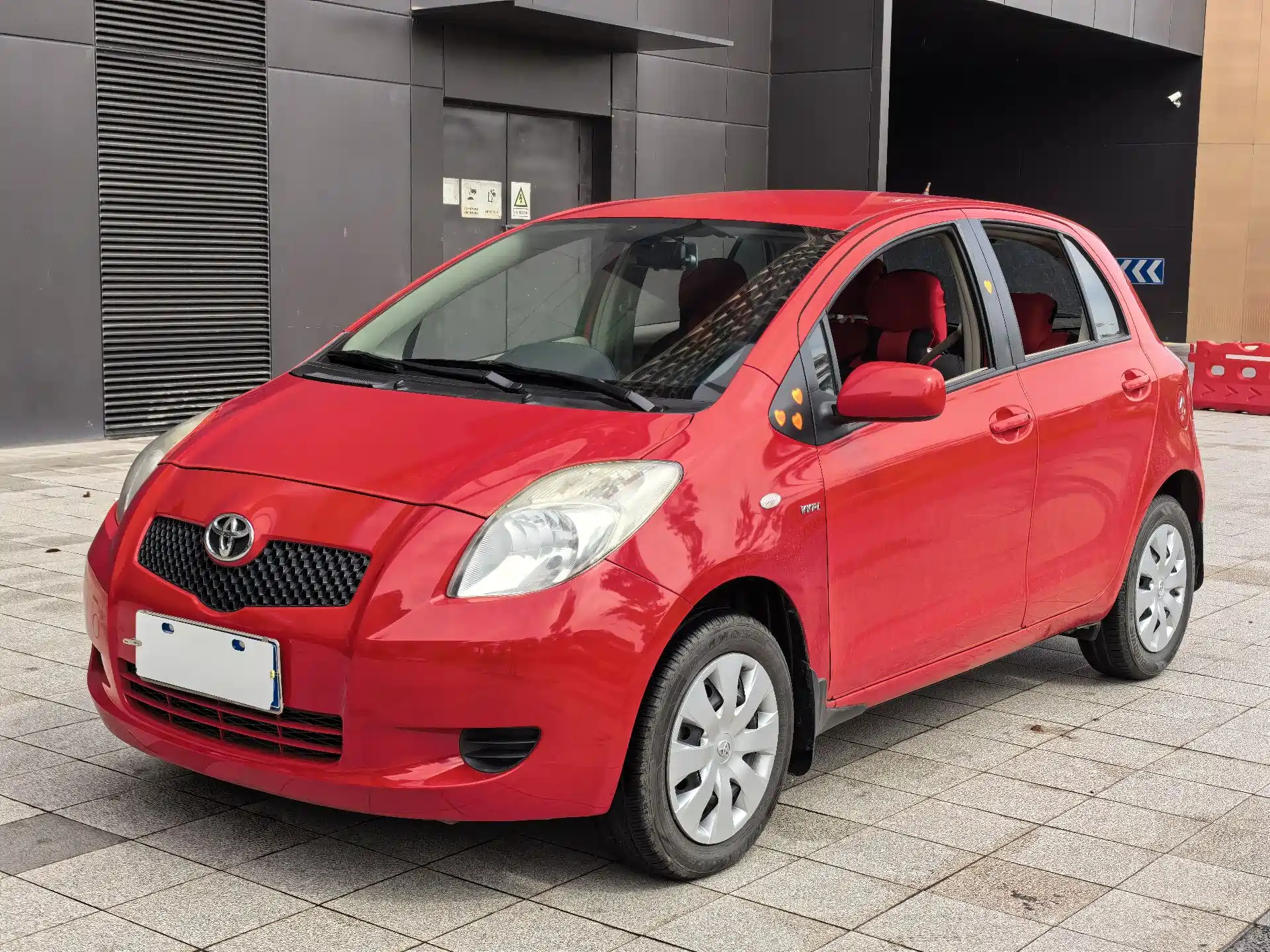 TOYOTA YARIS 2009
