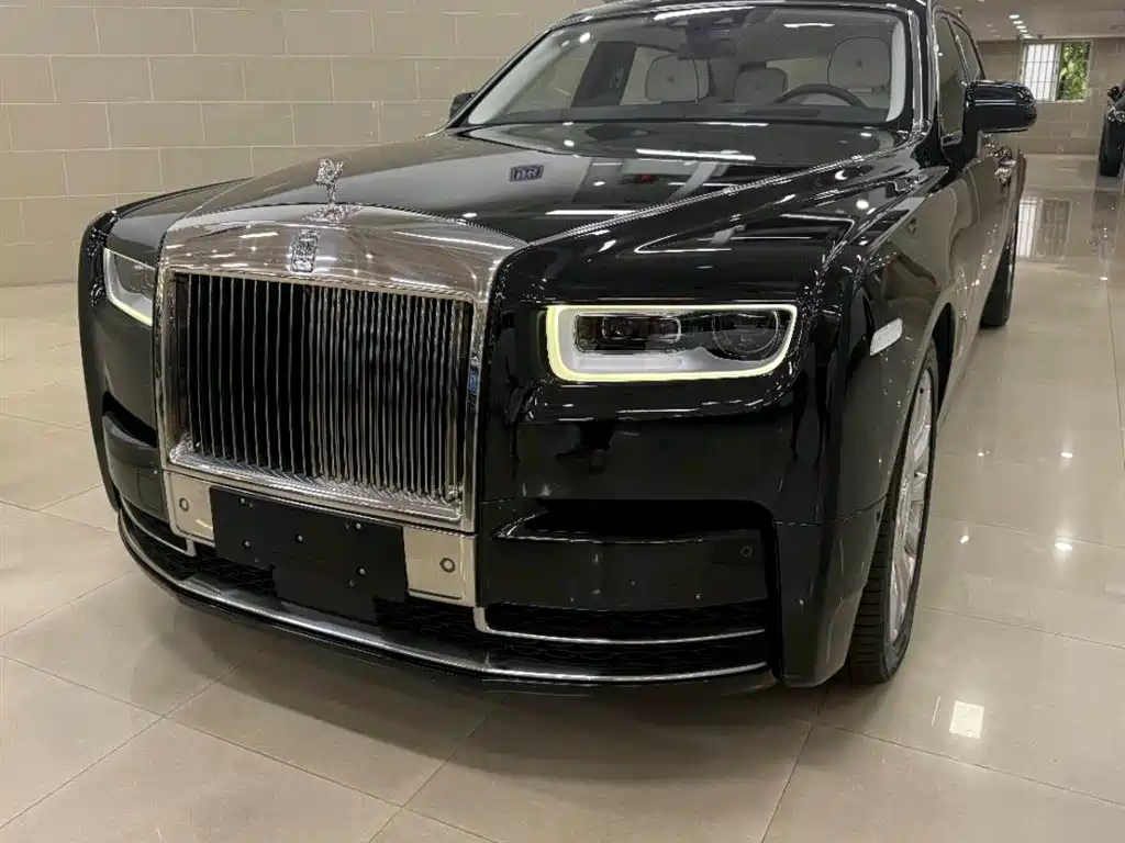 ROLLS ROYCE PHANTOM 2018