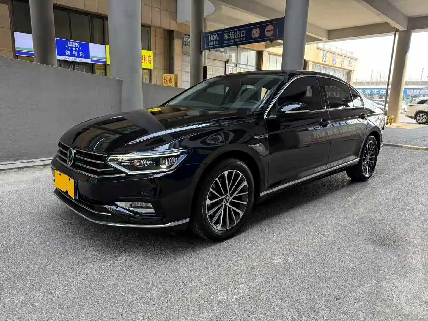VOLKSWAGEN MAGOTAN 2020