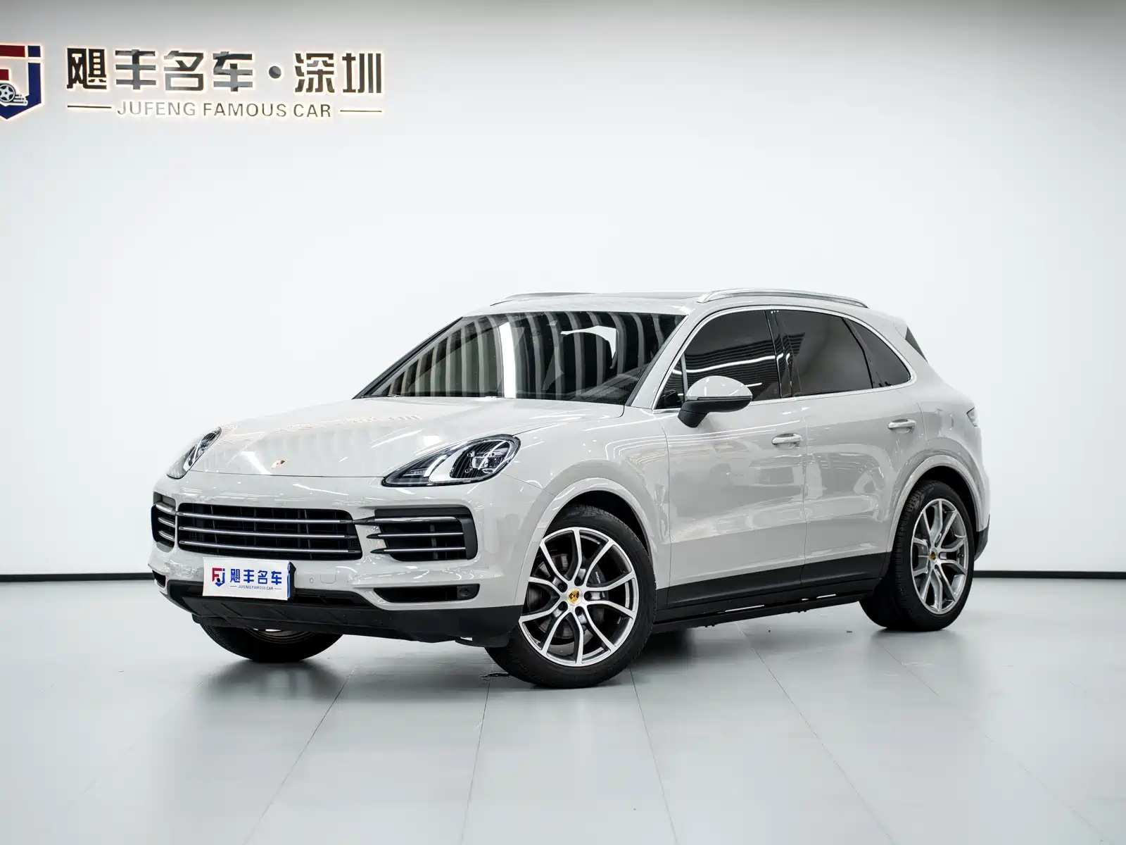 PORSCHE CAYENNE 2023